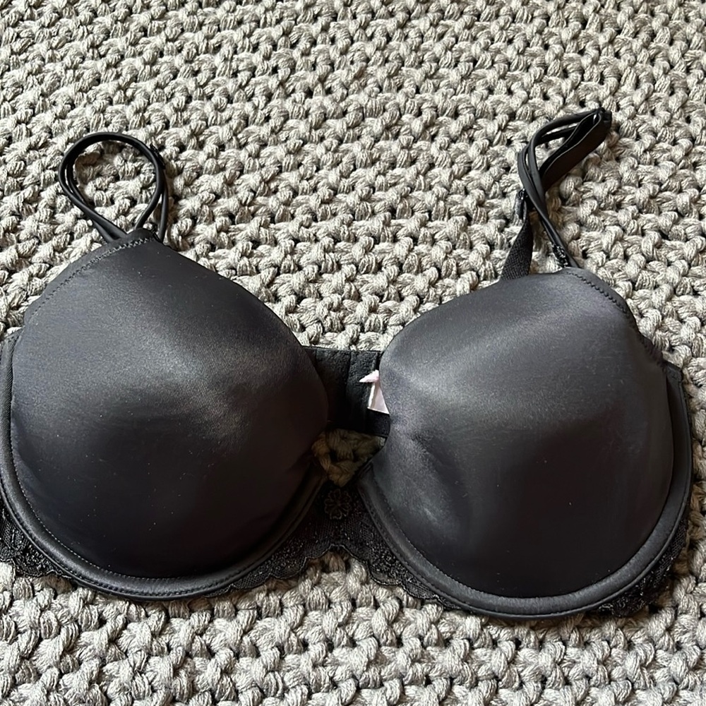 Victoria’s Secret 34D Full Coverage